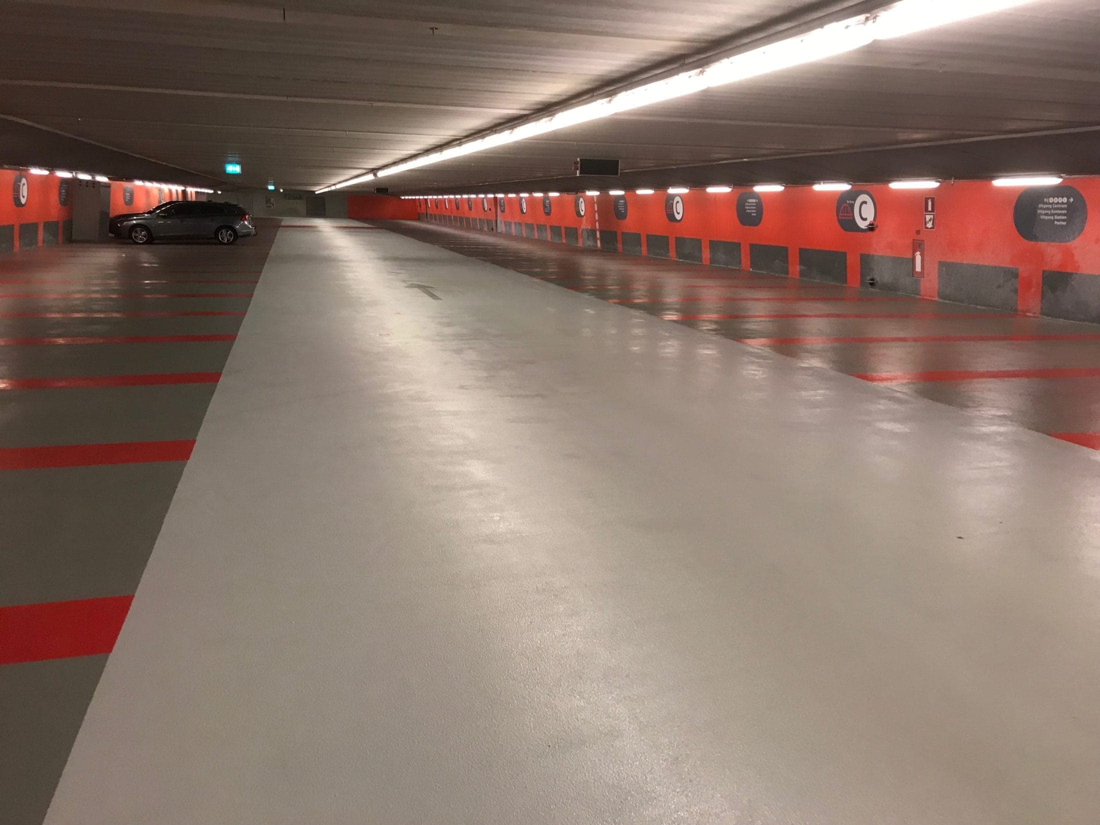 Fase 1 van renovatie parkeergarage Arnhem Centraal voltooid. Fase 1 van renovatie parkeergarage Arnhem Centraal voltooid.