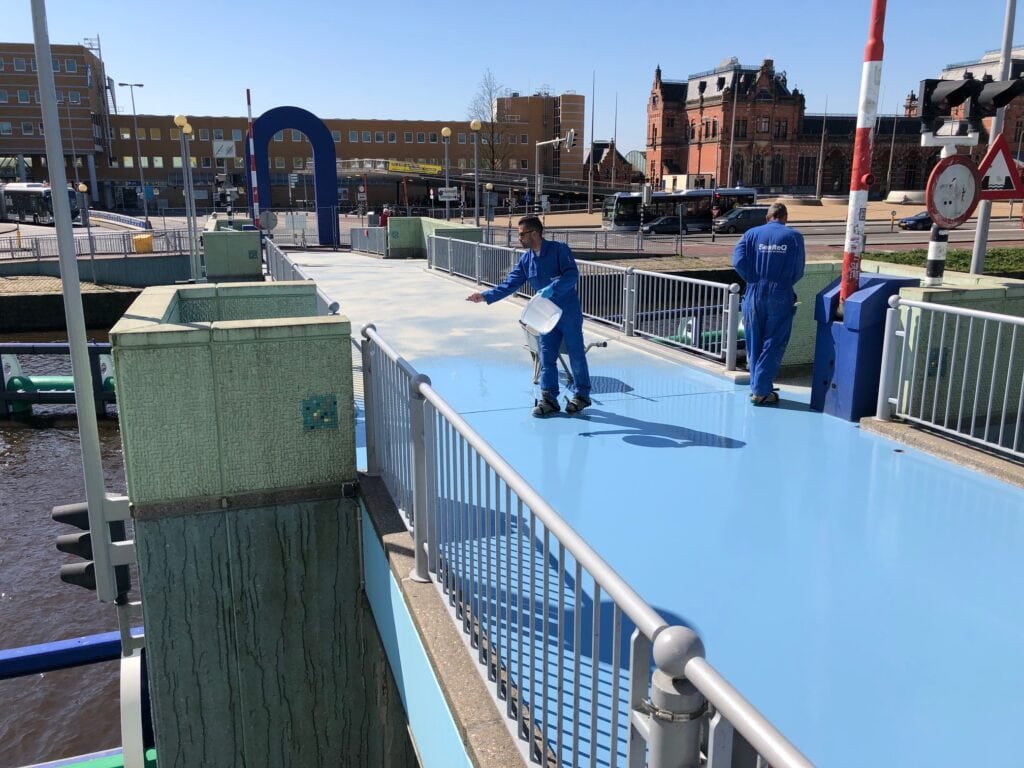 Renovatie- en opfriswerkzaamheden aan de H.N. Werkmanbrug in Groningen