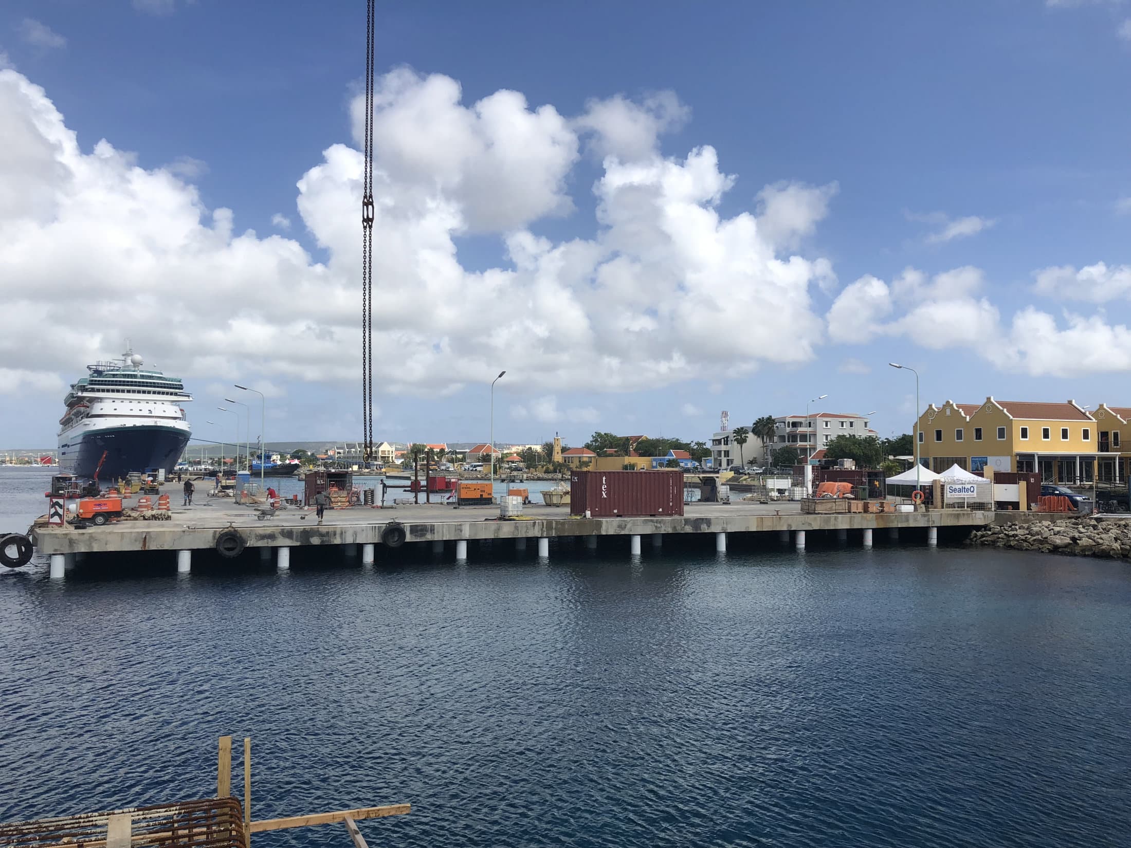 Eindresultaat van de gerenoveerde pieren in Bonaire