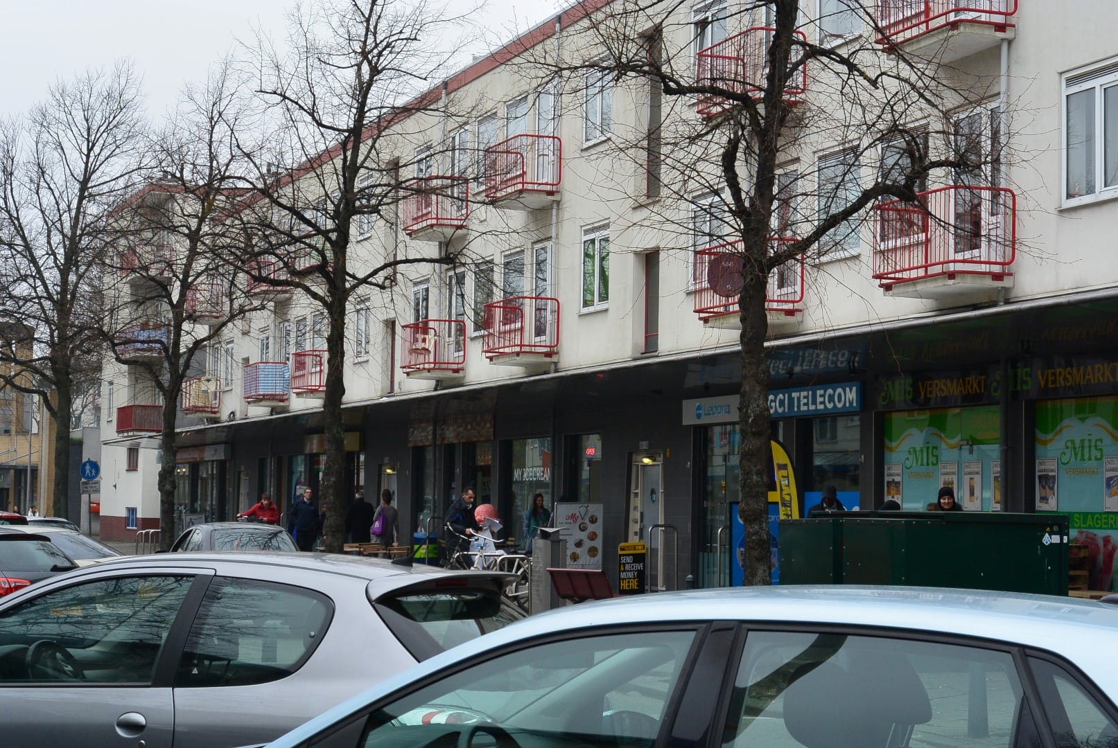 Versterkingswerkzaamheden balkons Staedion