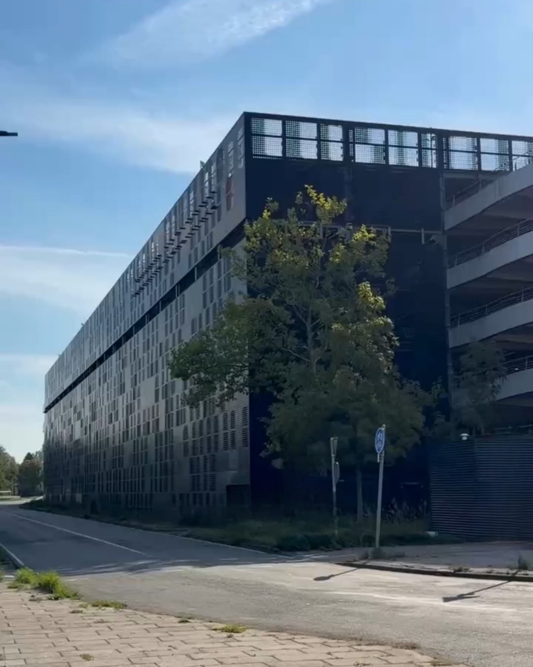 Nieuwe vloercoating voor parkeergarage in Hoofddorp