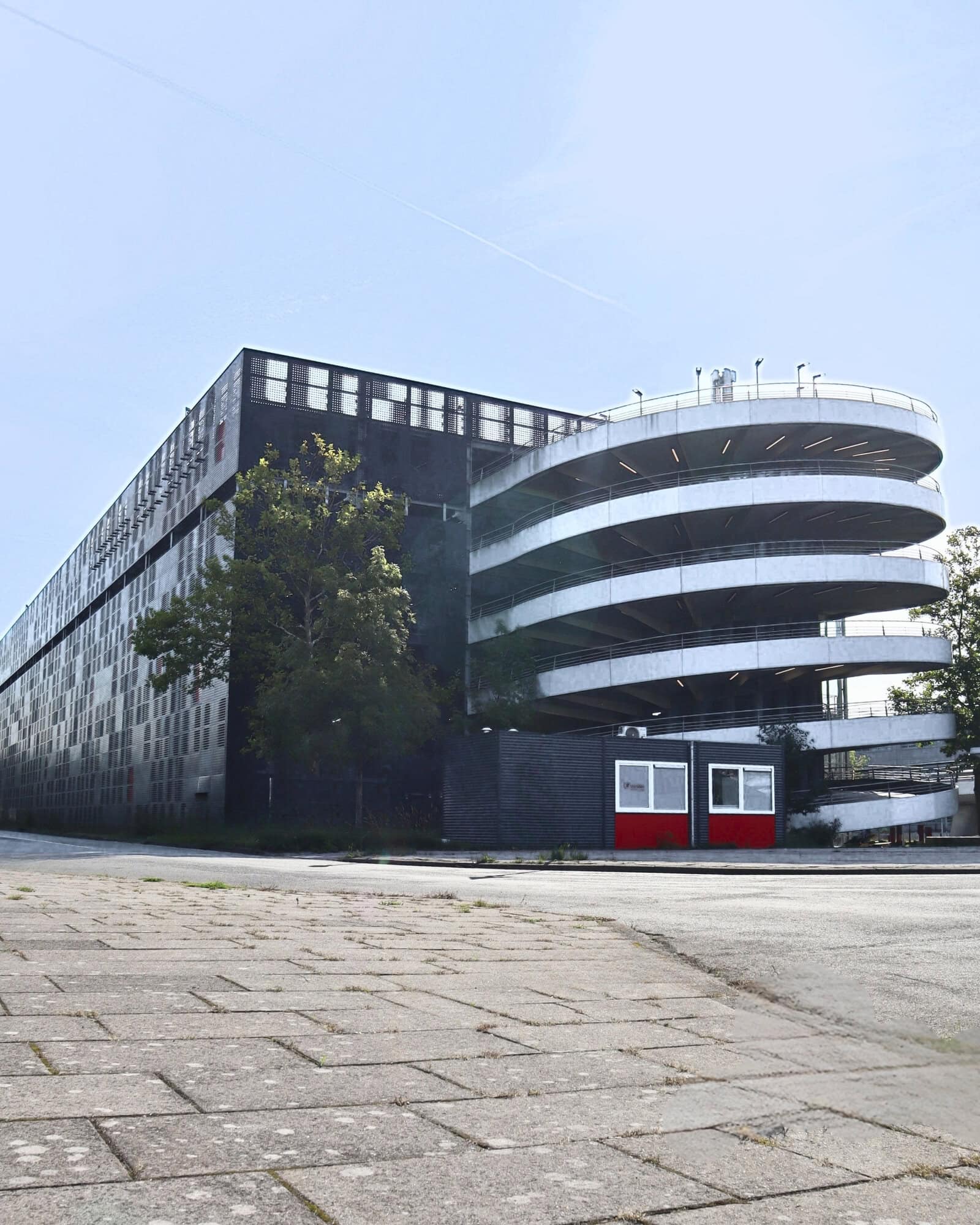 Nieuwe vloercoating voor parkeergarage in Hoofddorp
