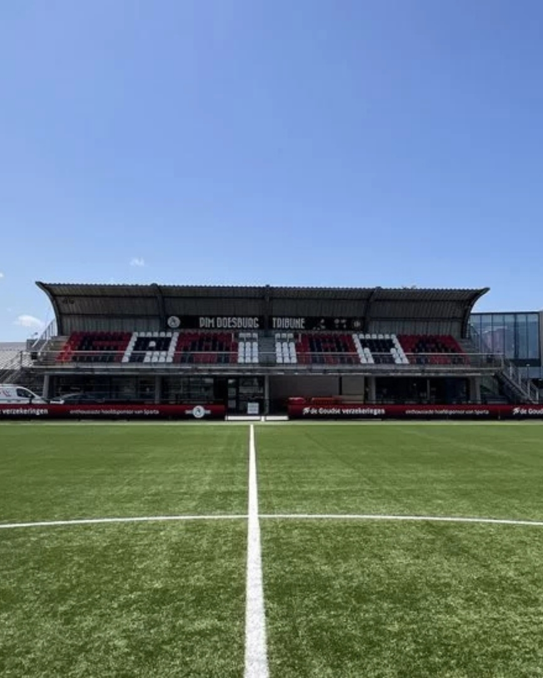 Versterken vloeren Sportcomplex Sparta Nieuw Terbregge