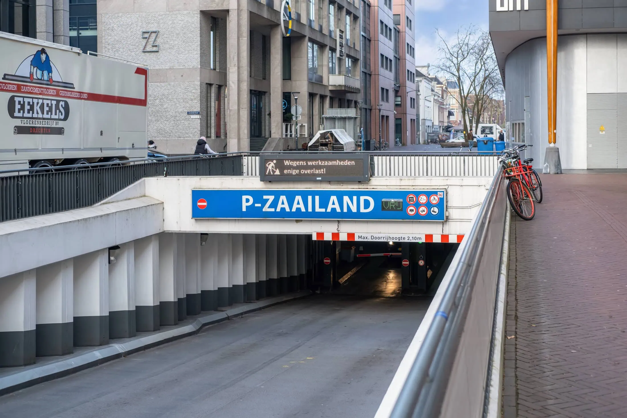 Vloerherstel en coating voor parkeergarage in Leeuwarden