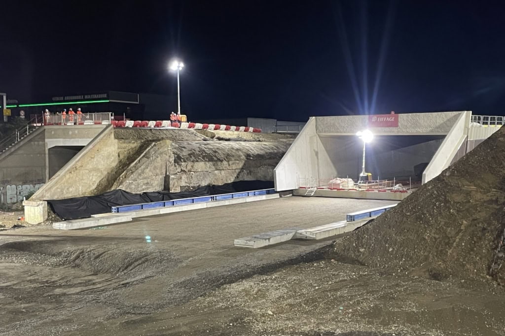 CT de Boer realiseert megaschuif van 4000 ton in Frankrijk