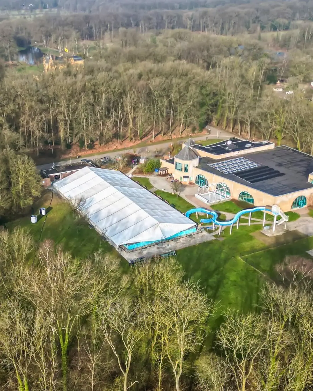 Zwembadrenovatie voor Zwemkasteel Nienoord