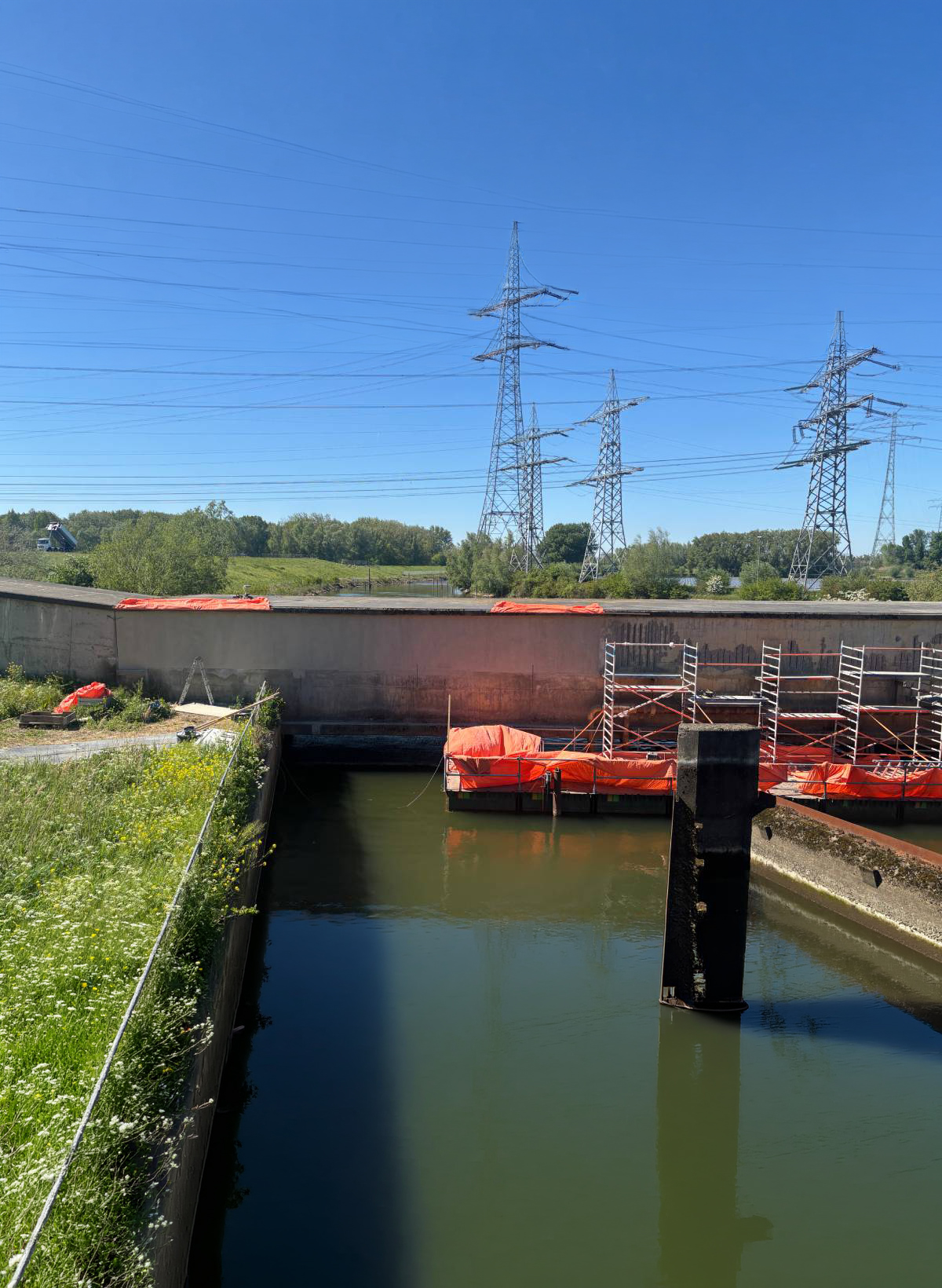 Betonreparatie koelwaterkanaal Geertruidenberg